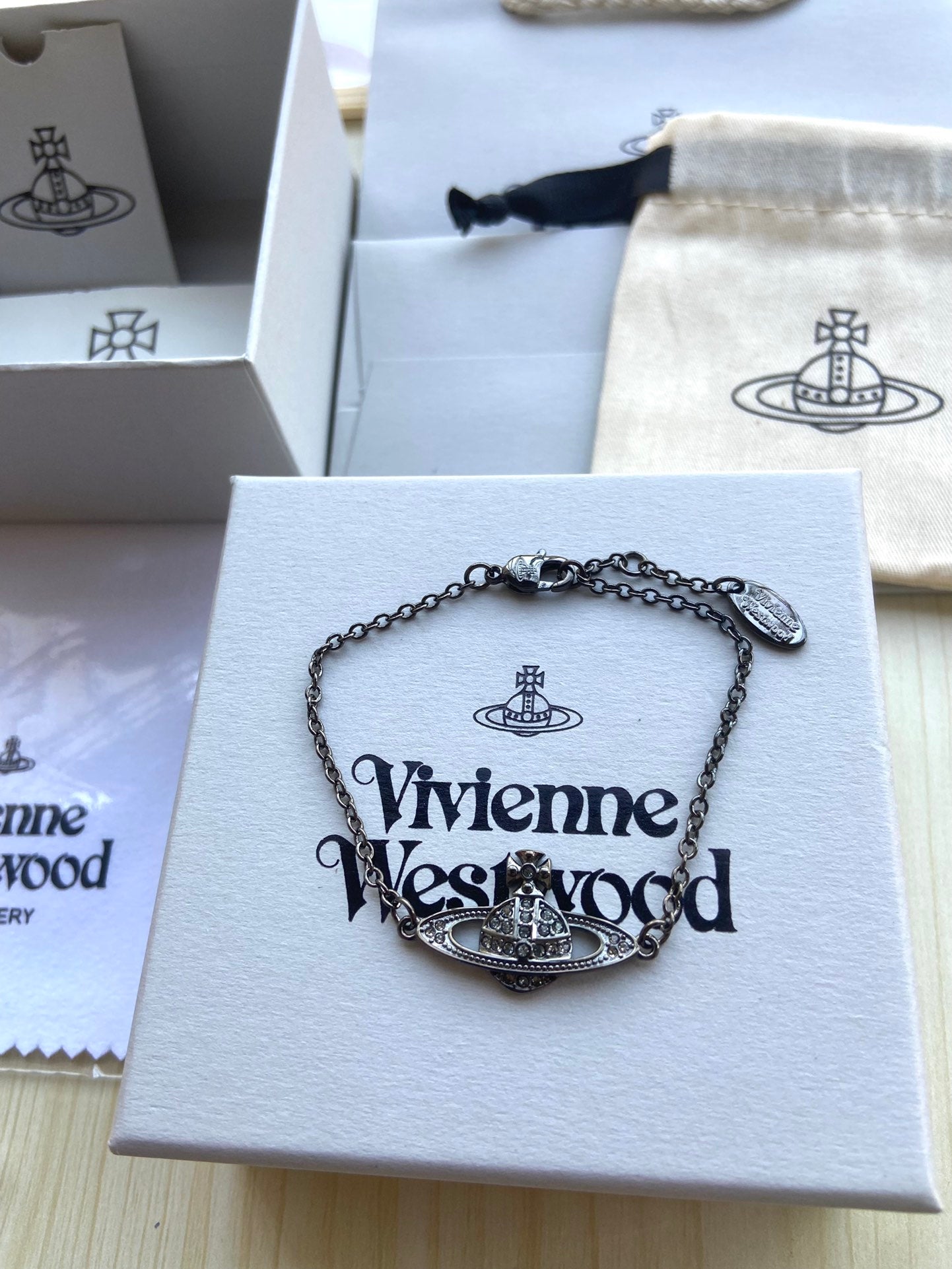Vivienne Westwood Saturn Full-Rhinestone Bracelet