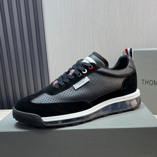 Thom Browne  2025ss Man Sneakers
