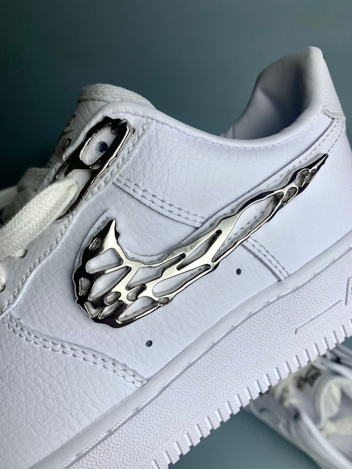 NIKE Air Force 1 Sneakers