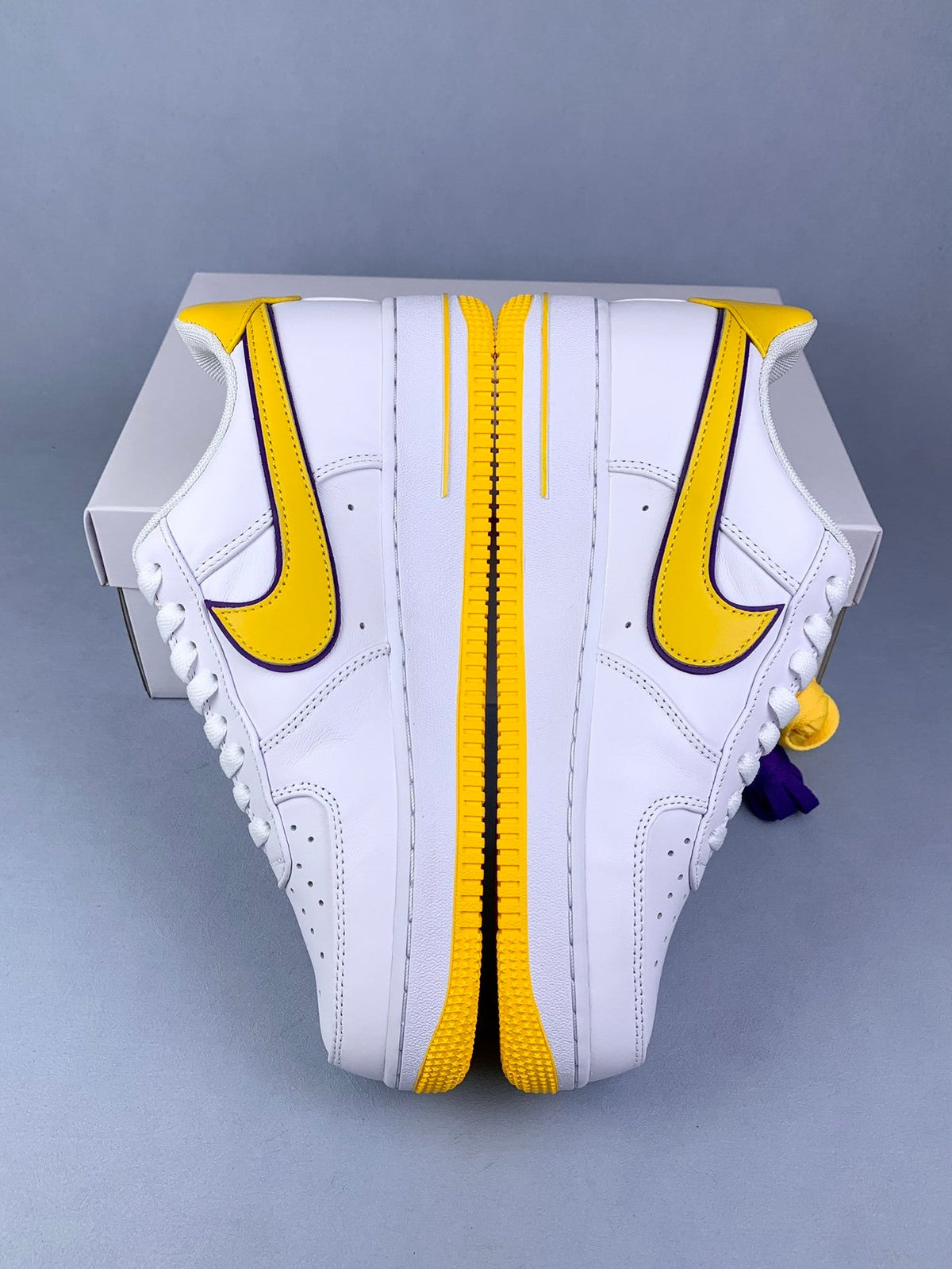 NIKE Air Force 1 Sneakers