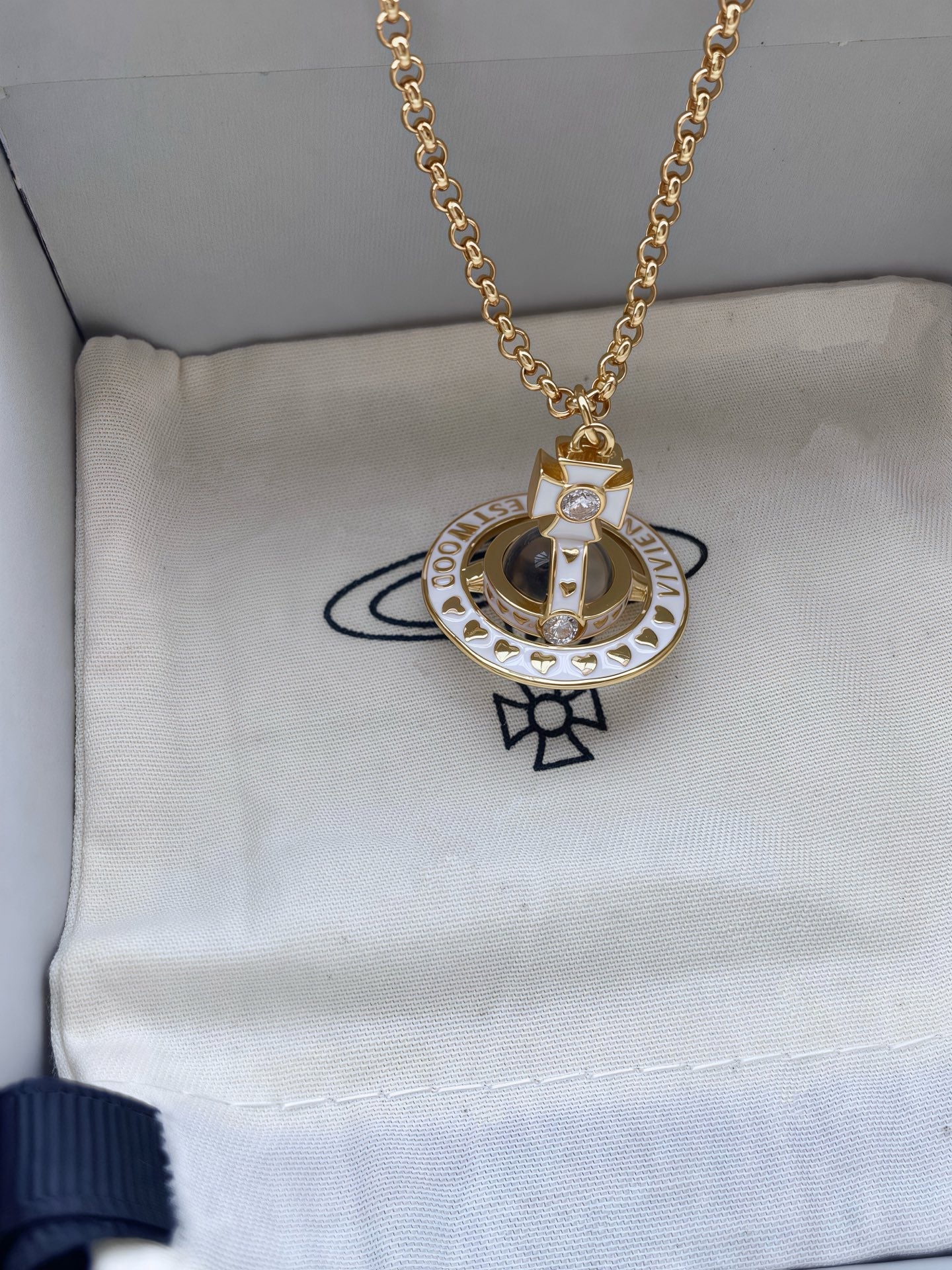 Vivienne Westwood Planet Flight" Necklace