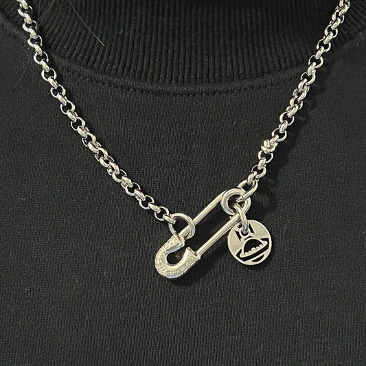 Vivienne Westwood Minimalist Safety Pin Clavicle Necklace