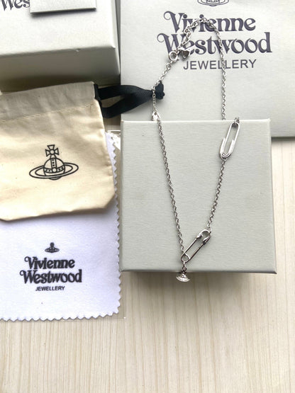 Vivienne Westwood Minimalist Safety Pin Clavicle Chain