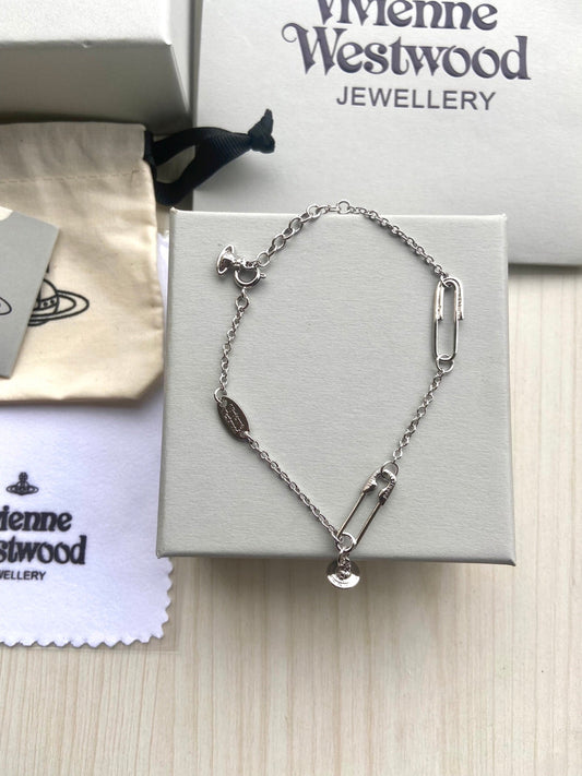 Vivienne Westwood Minimalist Safety Pin Bracelet